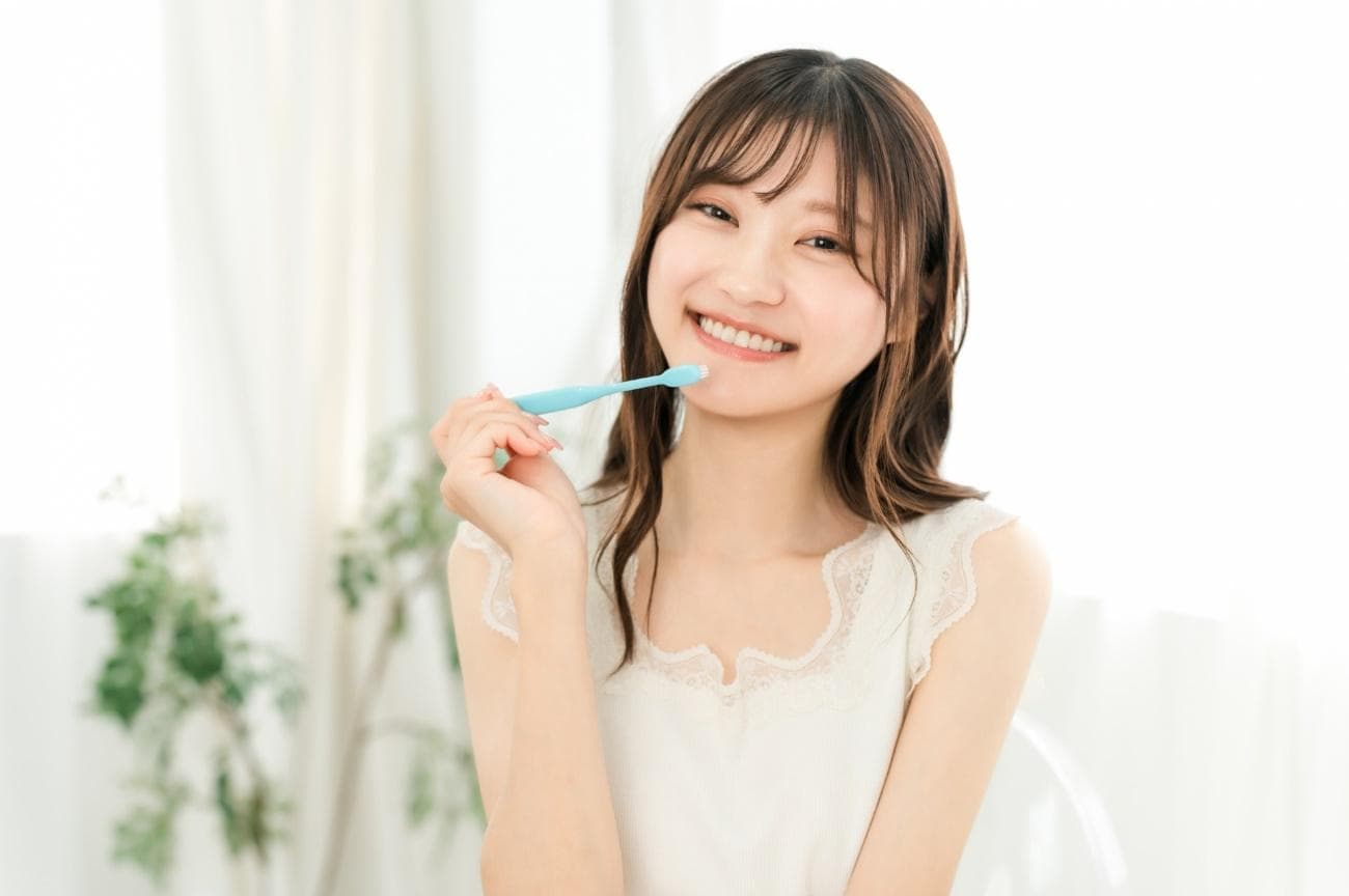 歯が白い女性